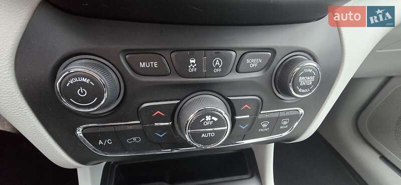 Позашляховик / Кросовер Jeep Cherokee 2018 в Запоріжжі