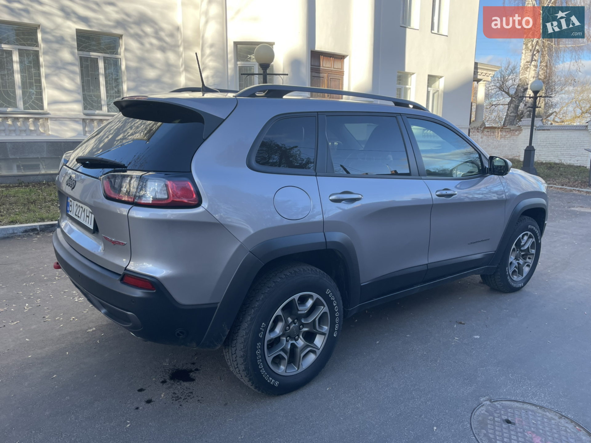 2020 Jeep Cherokee - мініатюра 7