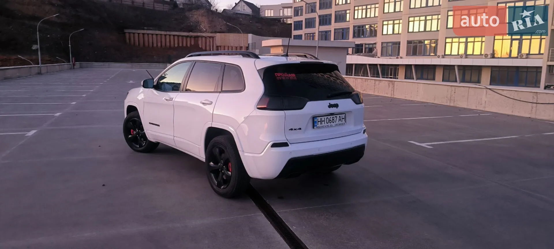 2018 Jeep Cherokee - мініатюра 17