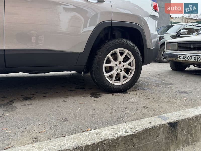 Позашляховик / Кросовер Jeep Cherokee 2016 в Харкові фото 28 Позашляховик / Кросовер Jeep Cherokee 2016 в Харкові