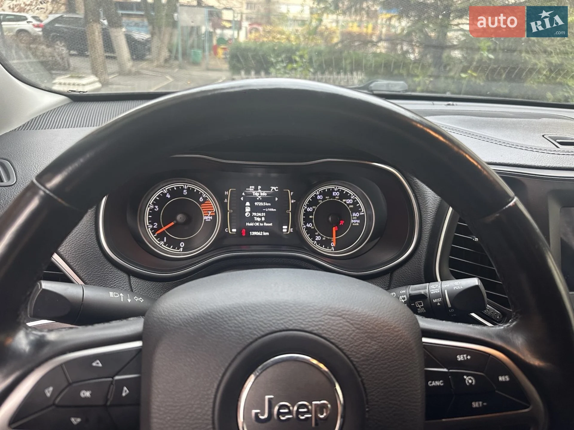 2019 Jeep Cherokee - мініатюра 6