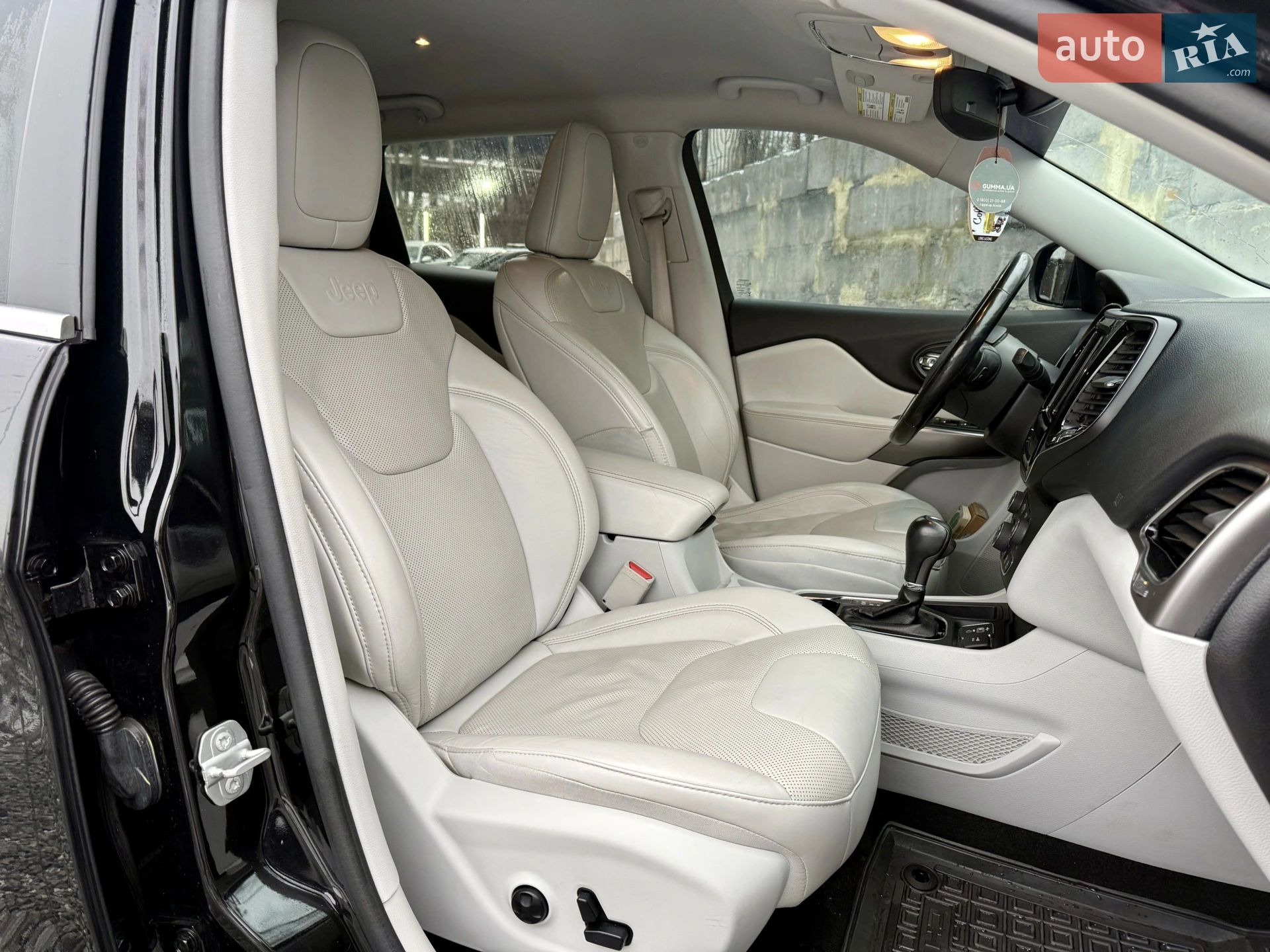 2019 Jeep Cherokee - мініатюра 13