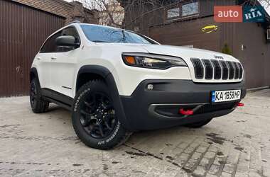 Внедорожник / Кроссовер Jeep Cherokee 2019 в Киеве
