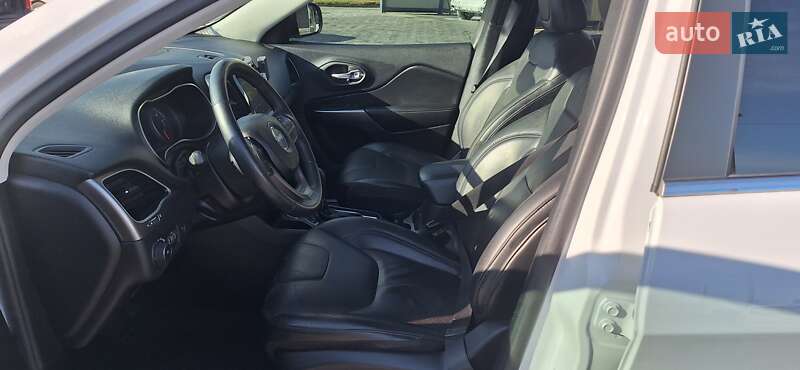 Внедорожник / Кроссовер Jeep Cherokee 2019 в Запорожье фото 7 Внедорожник / Кроссовер Jeep Cherokee 2019 в Запорожье
