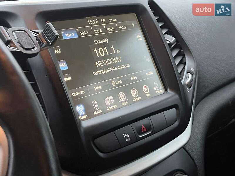 Позашляховик / Кросовер Jeep Cherokee 2015 в Києві