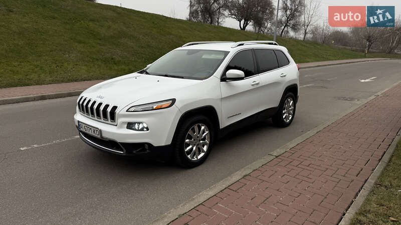 Позашляховик / Кросовер Jeep Cherokee 2015 в Києві
