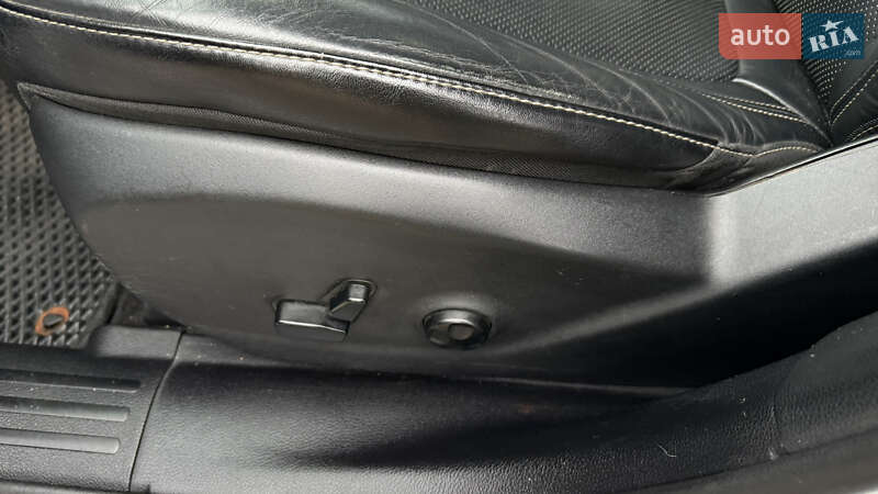 Позашляховик / Кросовер Jeep Cherokee 2015 в Києві