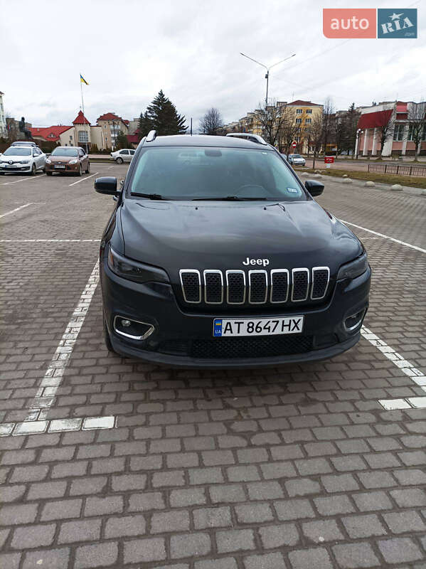 Позашляховик / Кросовер Jeep Cherokee 2018 в Львові