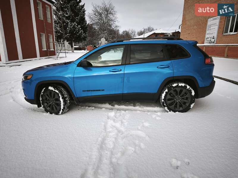 Внедорожник / Кроссовер Jeep Cherokee 2020 в Ромнах