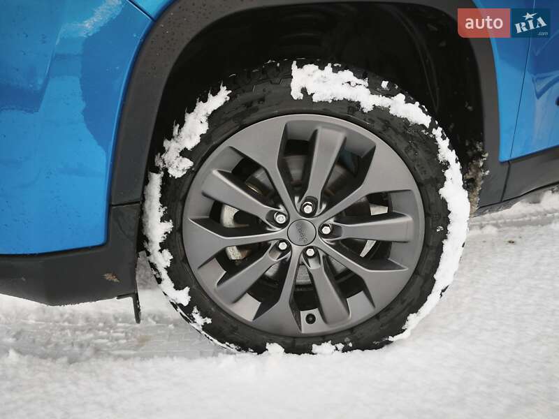 Внедорожник / Кроссовер Jeep Cherokee 2020 в Ромнах