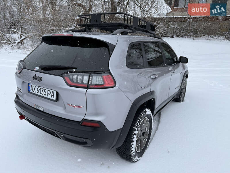 Внедорожник / Кроссовер Jeep Cherokee 2019 в Харькове фото 9 Внедорожник / Кроссовер Jeep Cherokee 2019 в Харькове