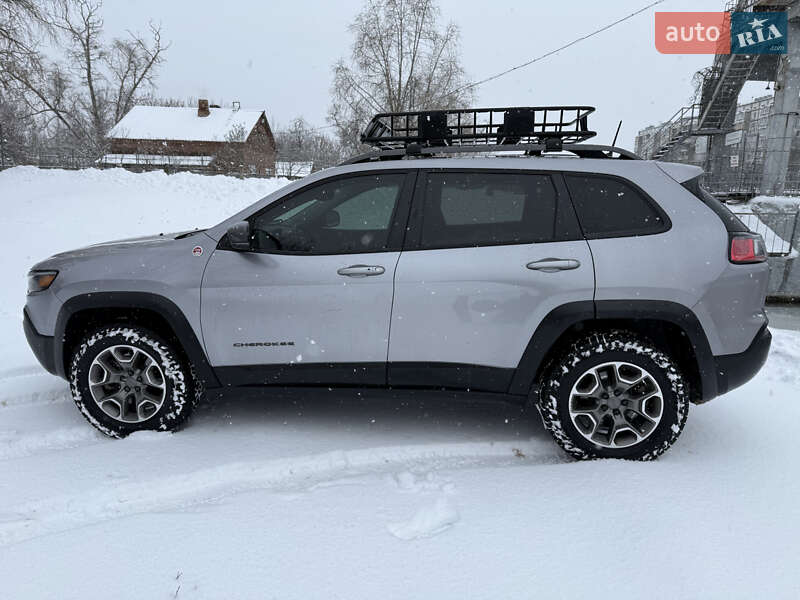 Внедорожник / Кроссовер Jeep Cherokee 2019 в Харькове фото 5 Внедорожник / Кроссовер Jeep Cherokee 2019 в Харькове
