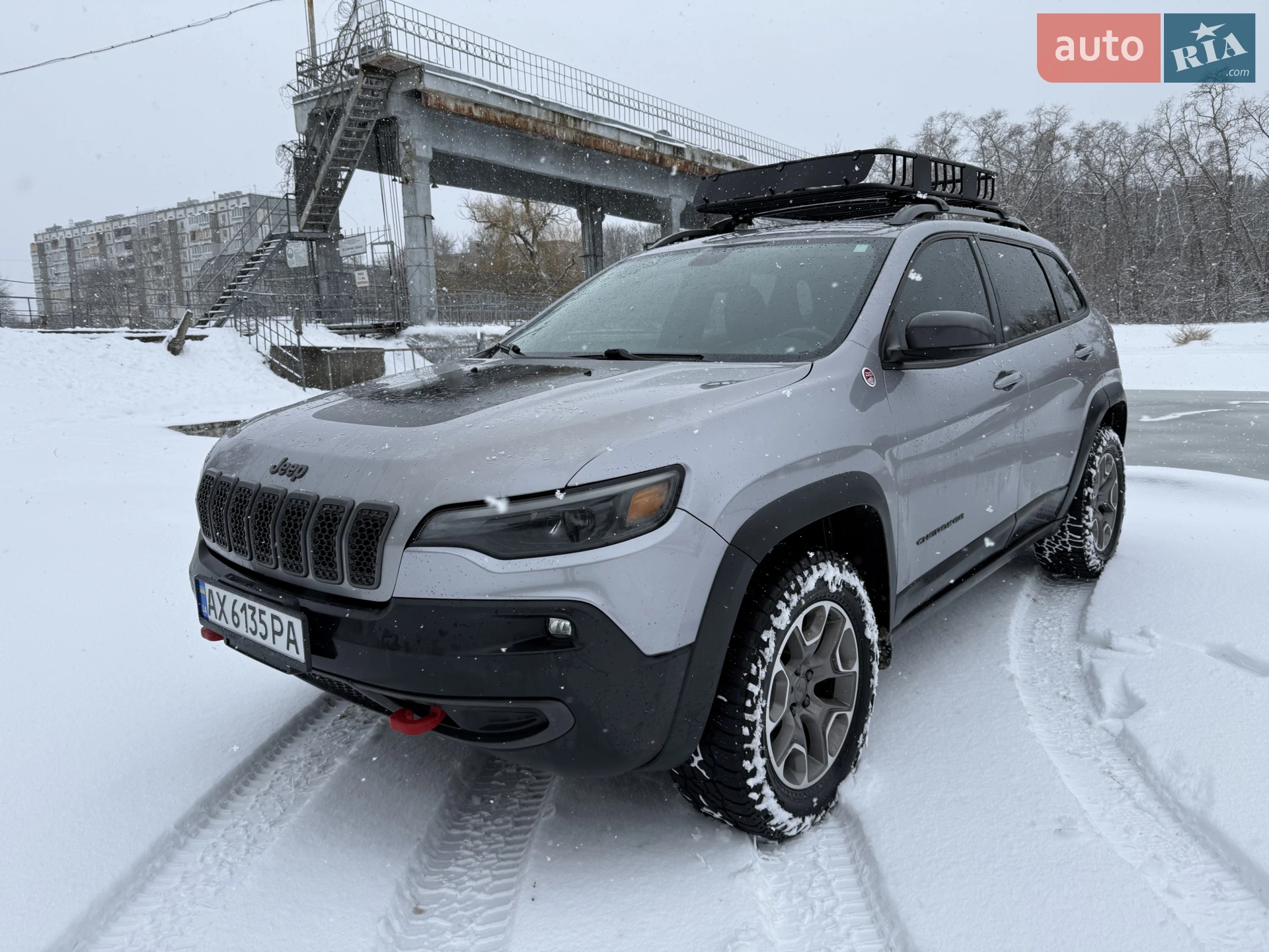 2019 Jeep Cherokee - фото 1
