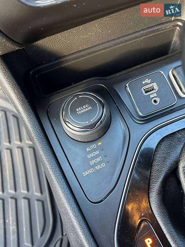 Позашляховик / Кросовер Jeep Cherokee 2018 в Львові