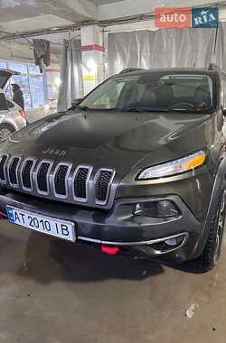 Внедорожник / Кроссовер Jeep Cherokee 2014 в Львове