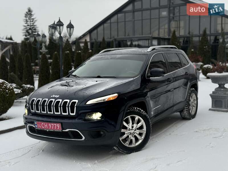 Внедорожник / Кроссовер Jeep Cherokee 2015 в Стрые