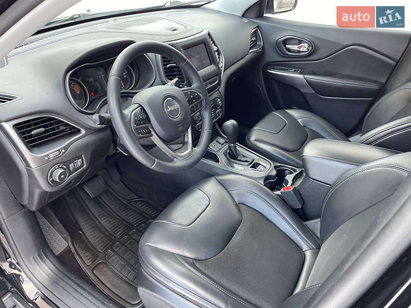 Позашляховик / Кросовер Jeep Cherokee 2019 в Львові