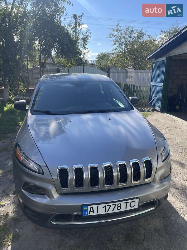 Внедорожник / Кроссовер Jeep Cherokee 2017 в Киеве фото 6 Внедорожник / Кроссовер Jeep Cherokee 2017 в Киеве