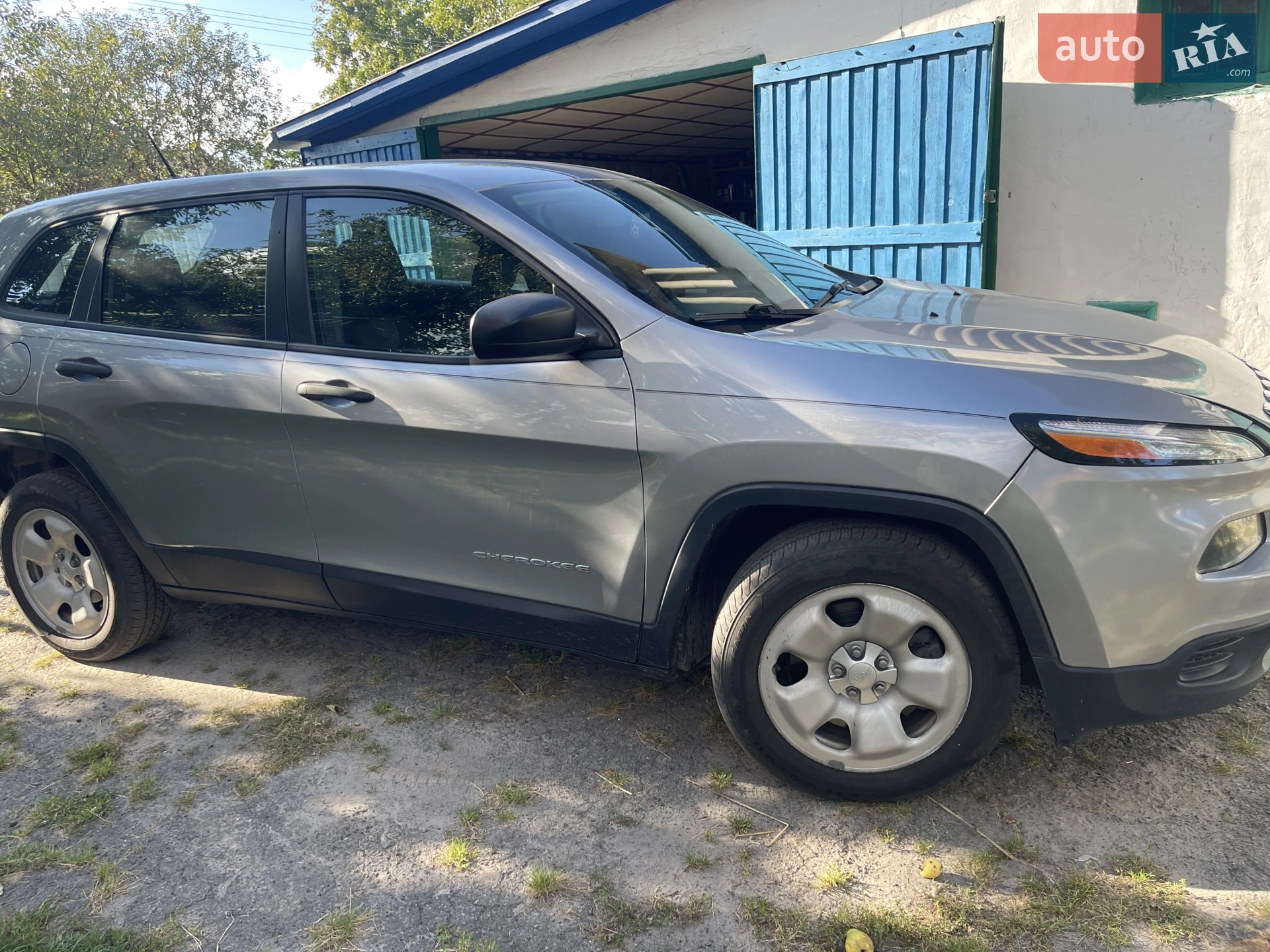 2017 Jeep Cherokee - мініатюра 3