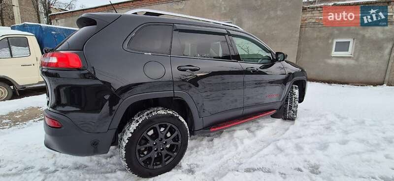 Внедорожник / Кроссовер Jeep Cherokee 2014 в Харькове фото 9 Внедорожник / Кроссовер Jeep Cherokee 2014 в Харькове