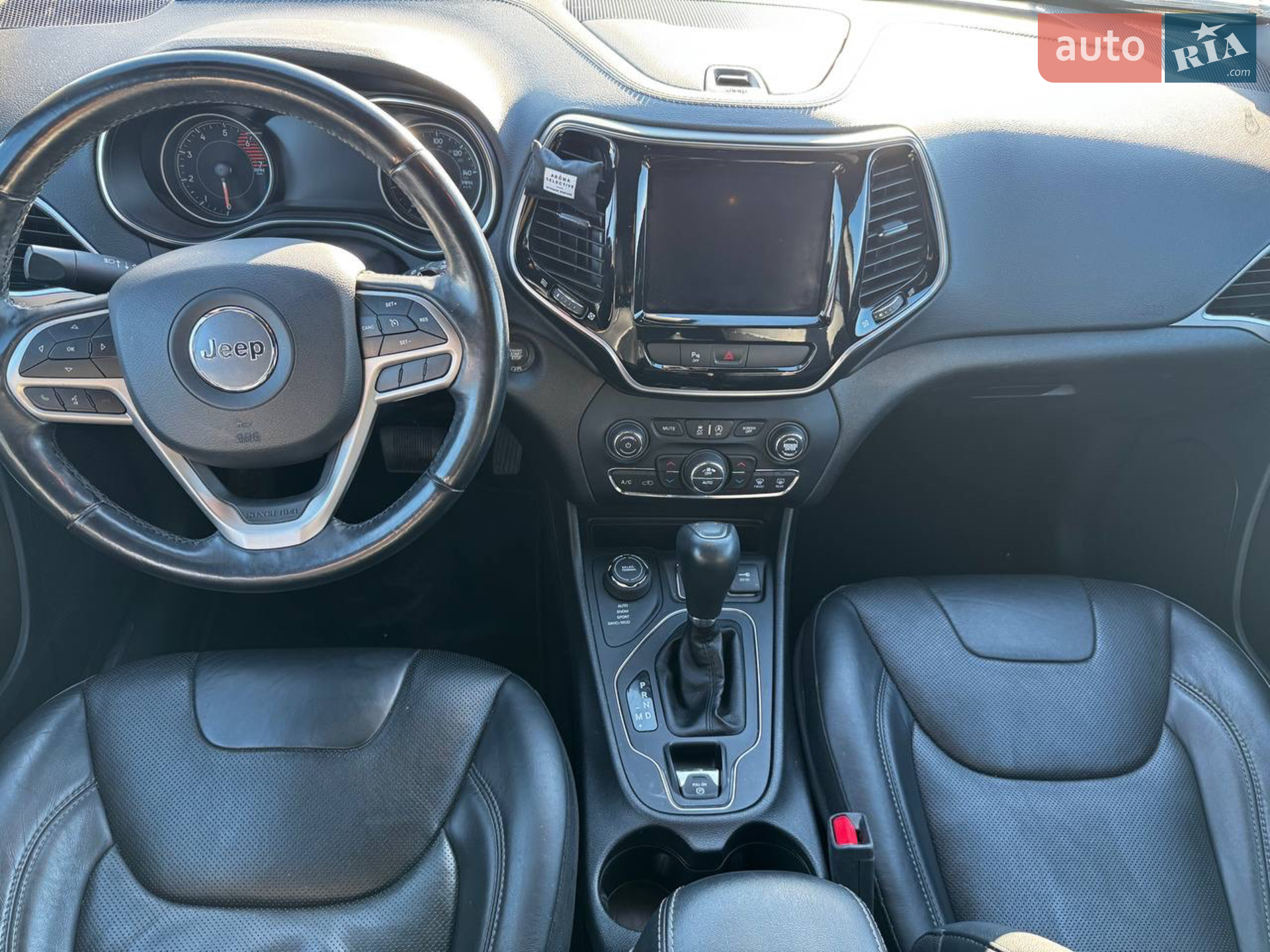 2019 Jeep Cherokee - мініатюра 10
