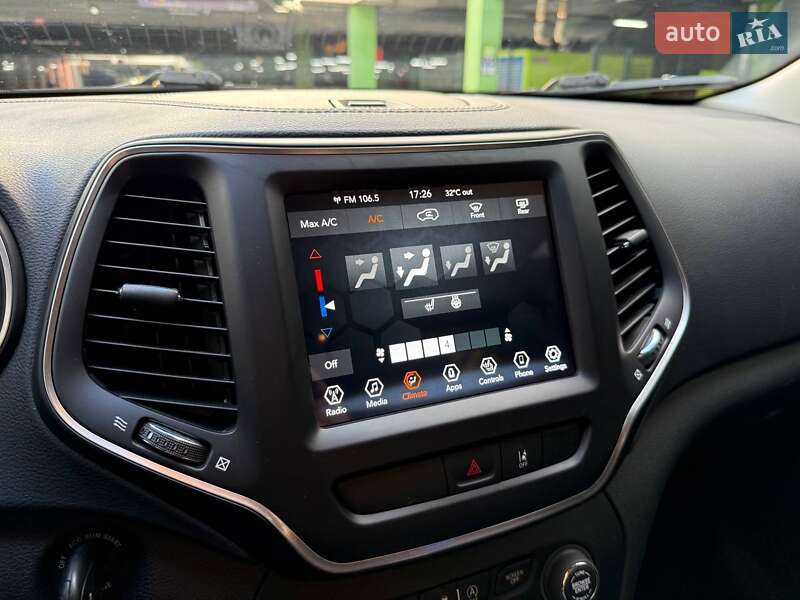 Позашляховик / Кросовер Jeep Cherokee 2022 в Києві