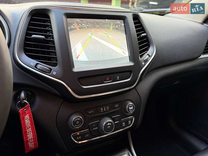 Позашляховик / Кросовер Jeep Cherokee 2022 в Києві