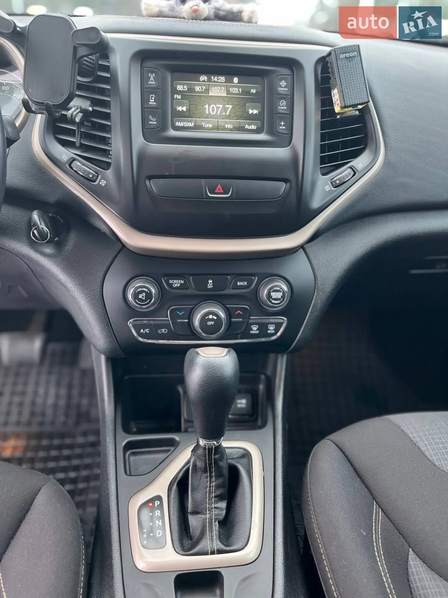 2016 Jeep Cherokee - мініатюра 4