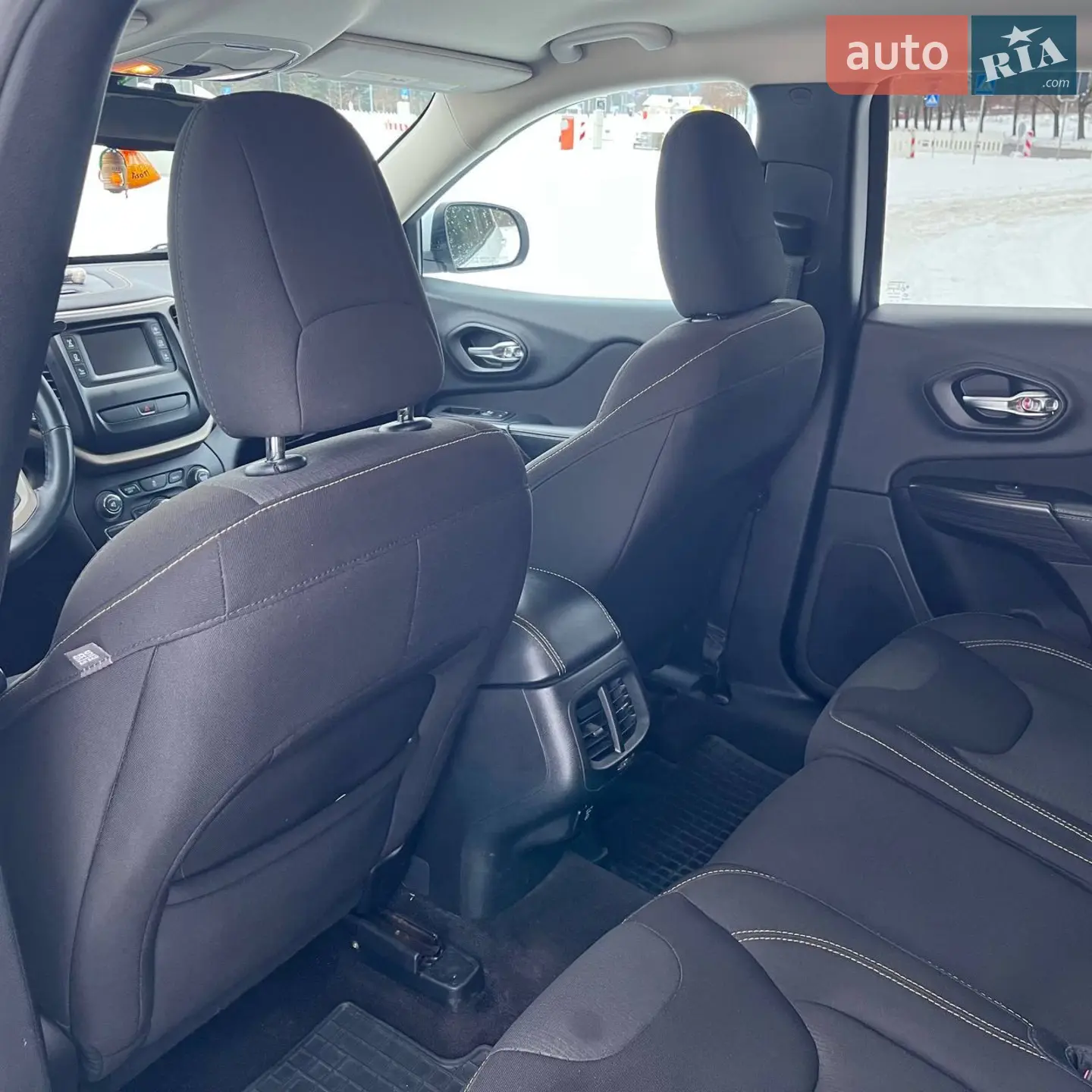 2016 Jeep Cherokee - мініатюра 7