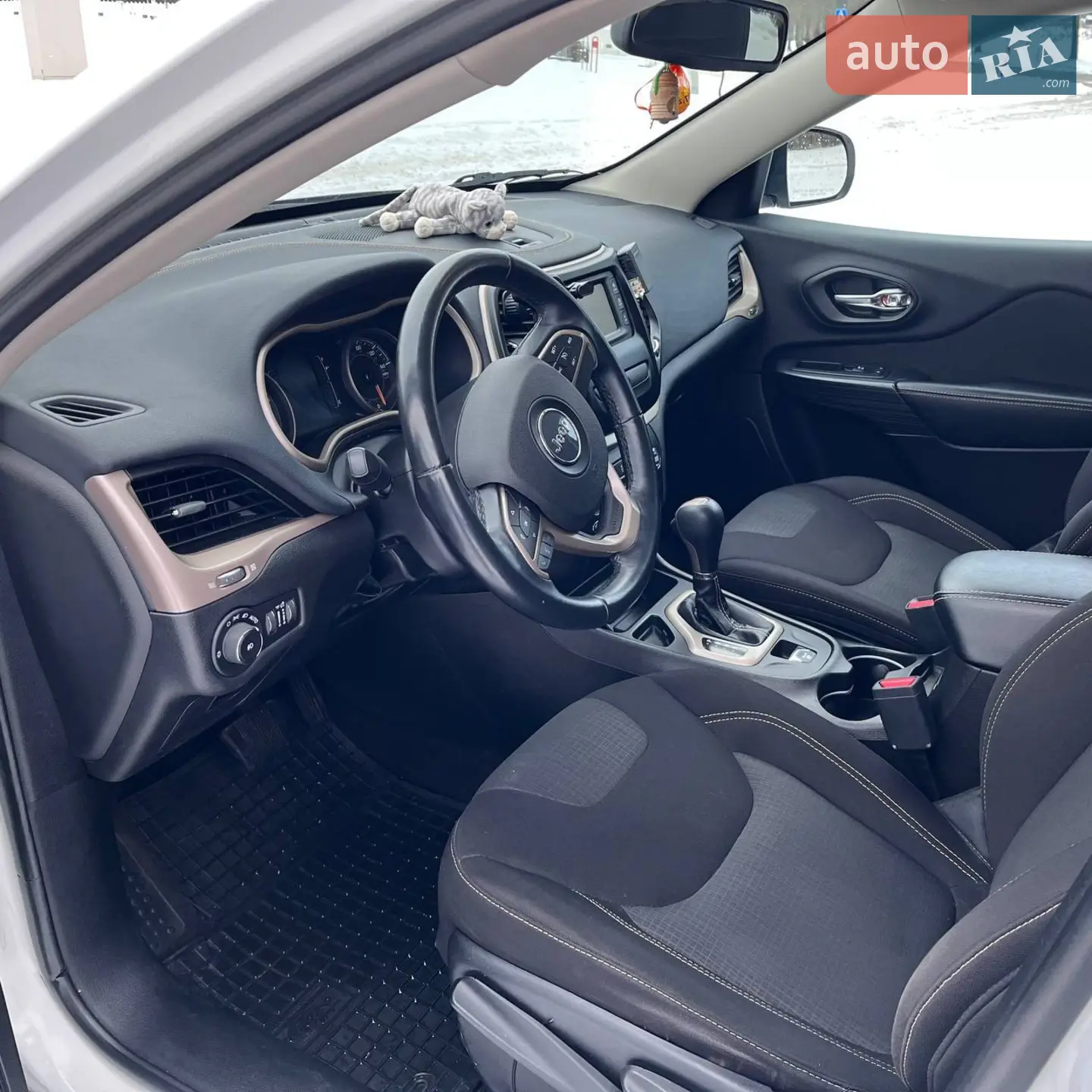 2016 Jeep Cherokee - мініатюра 8