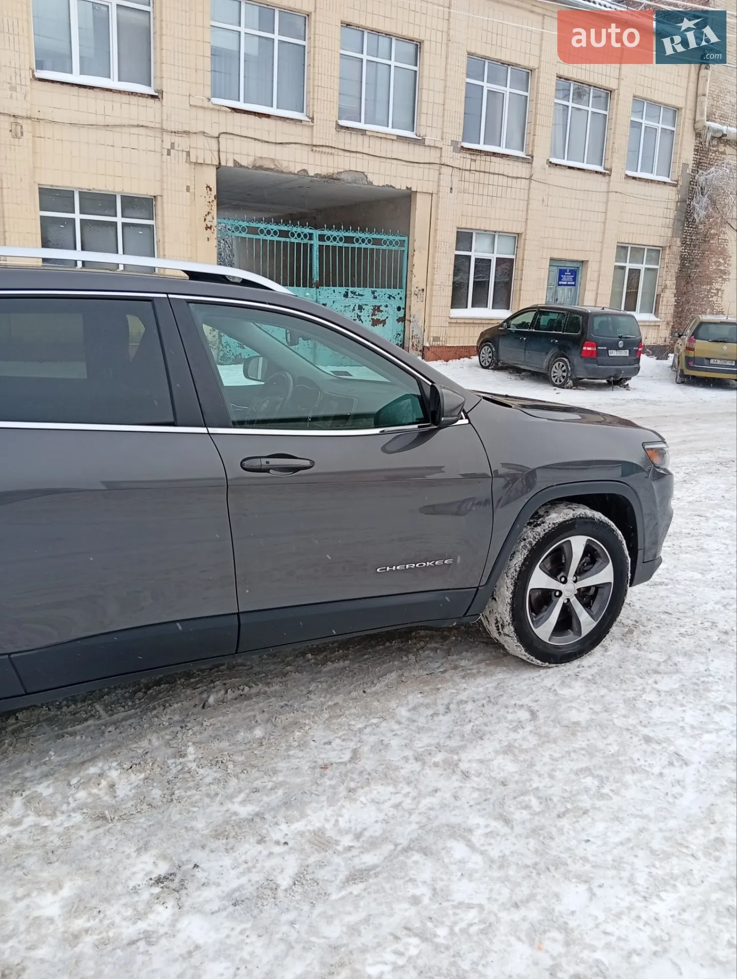 2019 Jeep Cherokee - мініатюра 18