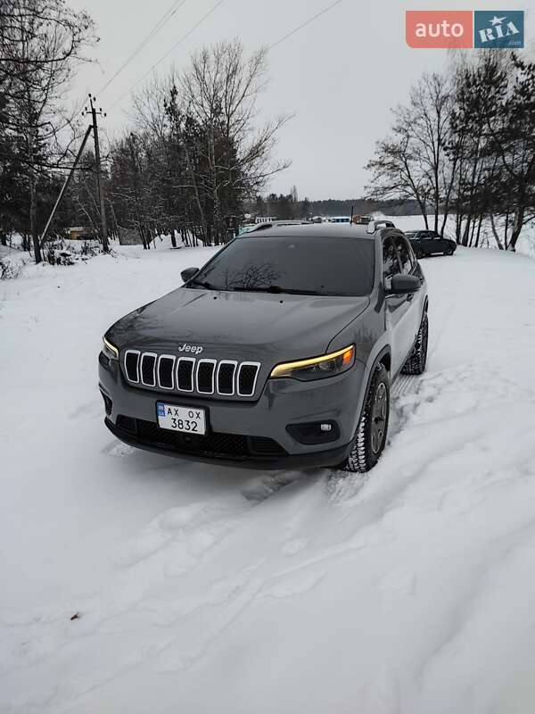 Внедорожник / Кроссовер Jeep Cherokee 2021 в Харькове