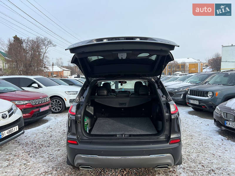 Внедорожник / Кроссовер Jeep Cherokee 2021 в Полтаве
