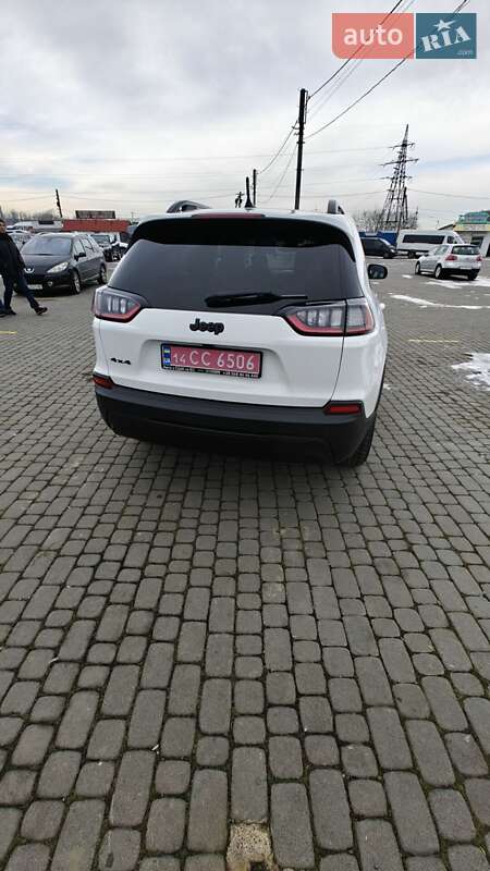 Внедорожник / Кроссовер Jeep Cherokee 2023 в Черновцах
