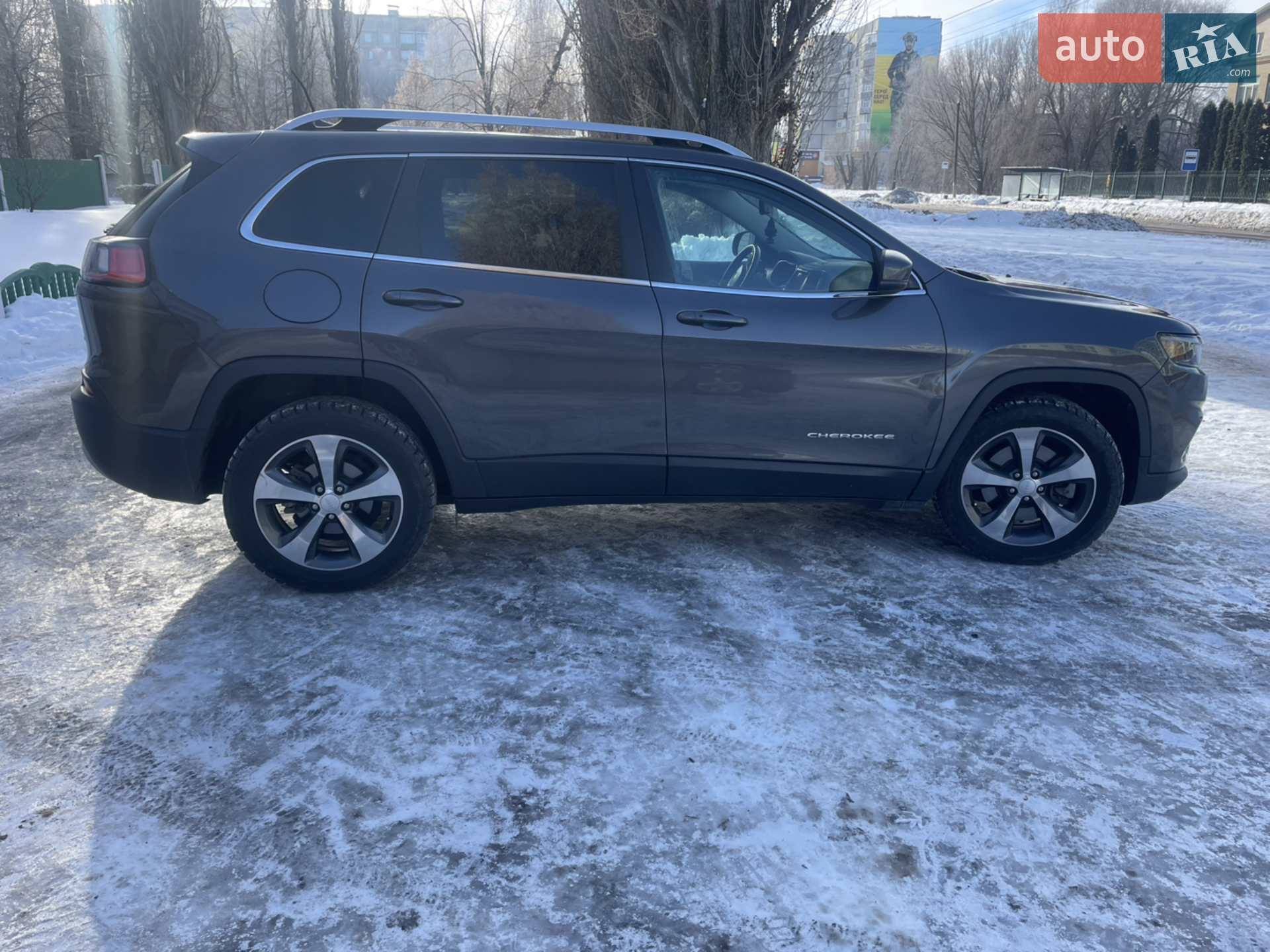 2019 Jeep Cherokee - мініатюра 7