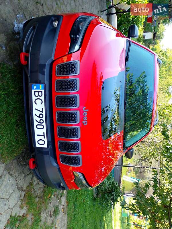 Внедорожник / Кроссовер Jeep Cherokee 2018 в Бориславе