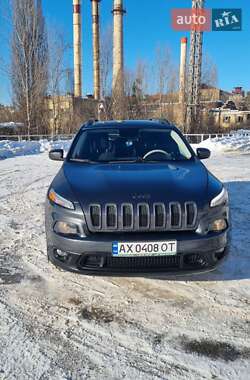 Позашляховик / Кросовер Jeep Cherokee 2015 в Києві