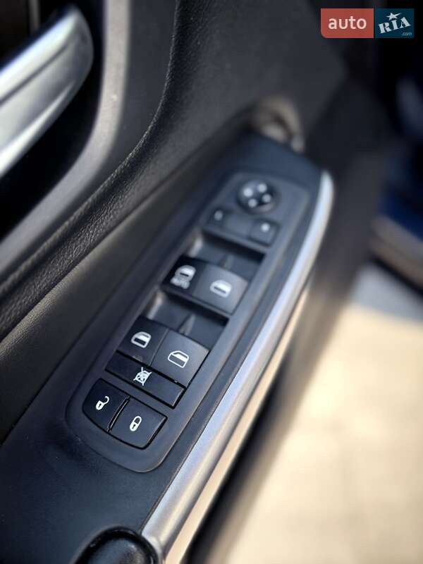 Внедорожник / Кроссовер Jeep Cherokee 2019 в Житомире