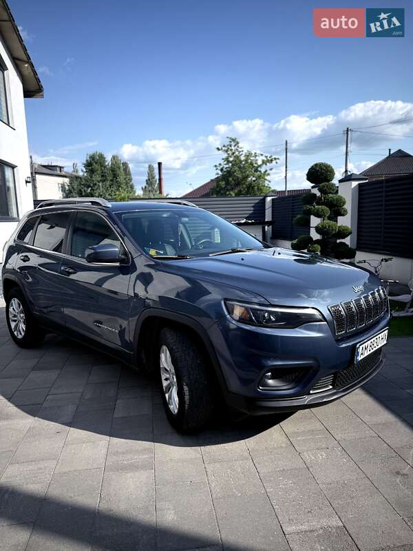 Внедорожник / Кроссовер Jeep Cherokee 2019 в Житомире