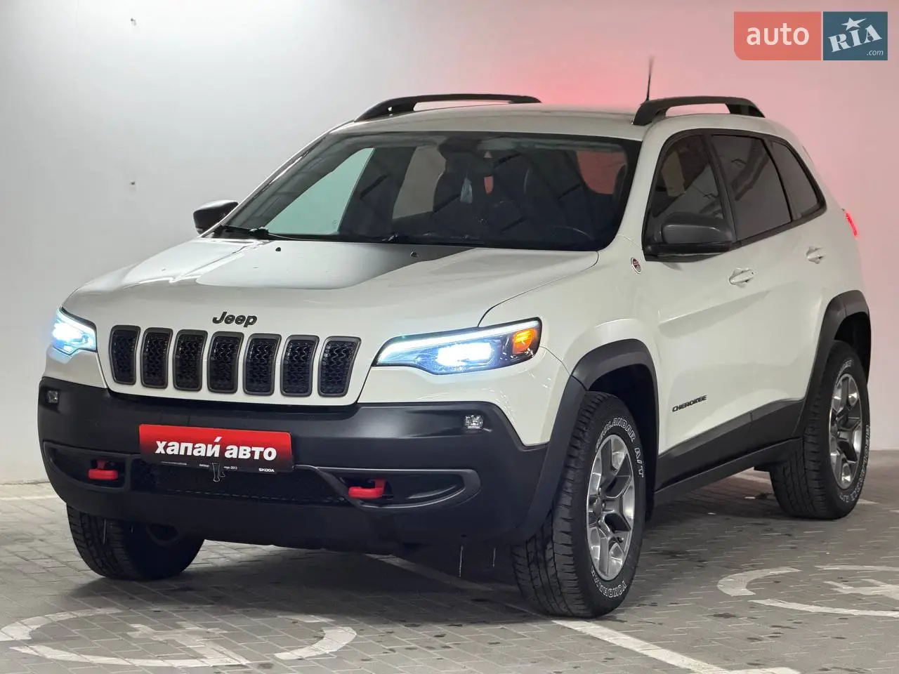2017 Jeep Cherokee - мініатюра 10
