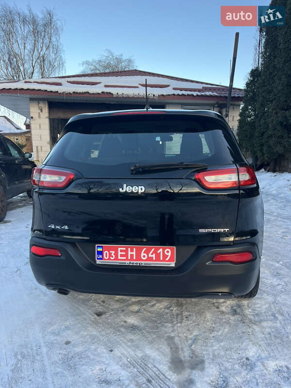 Внедорожник / Кроссовер Jeep Cherokee 2017 в Дубно