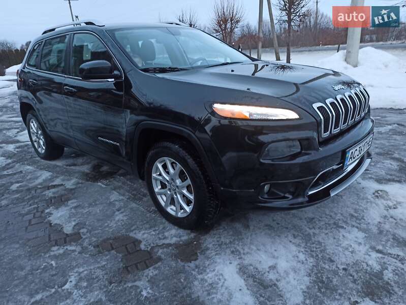 Позашляховик / Кросовер Jeep Cherokee 2015 в Луцьку