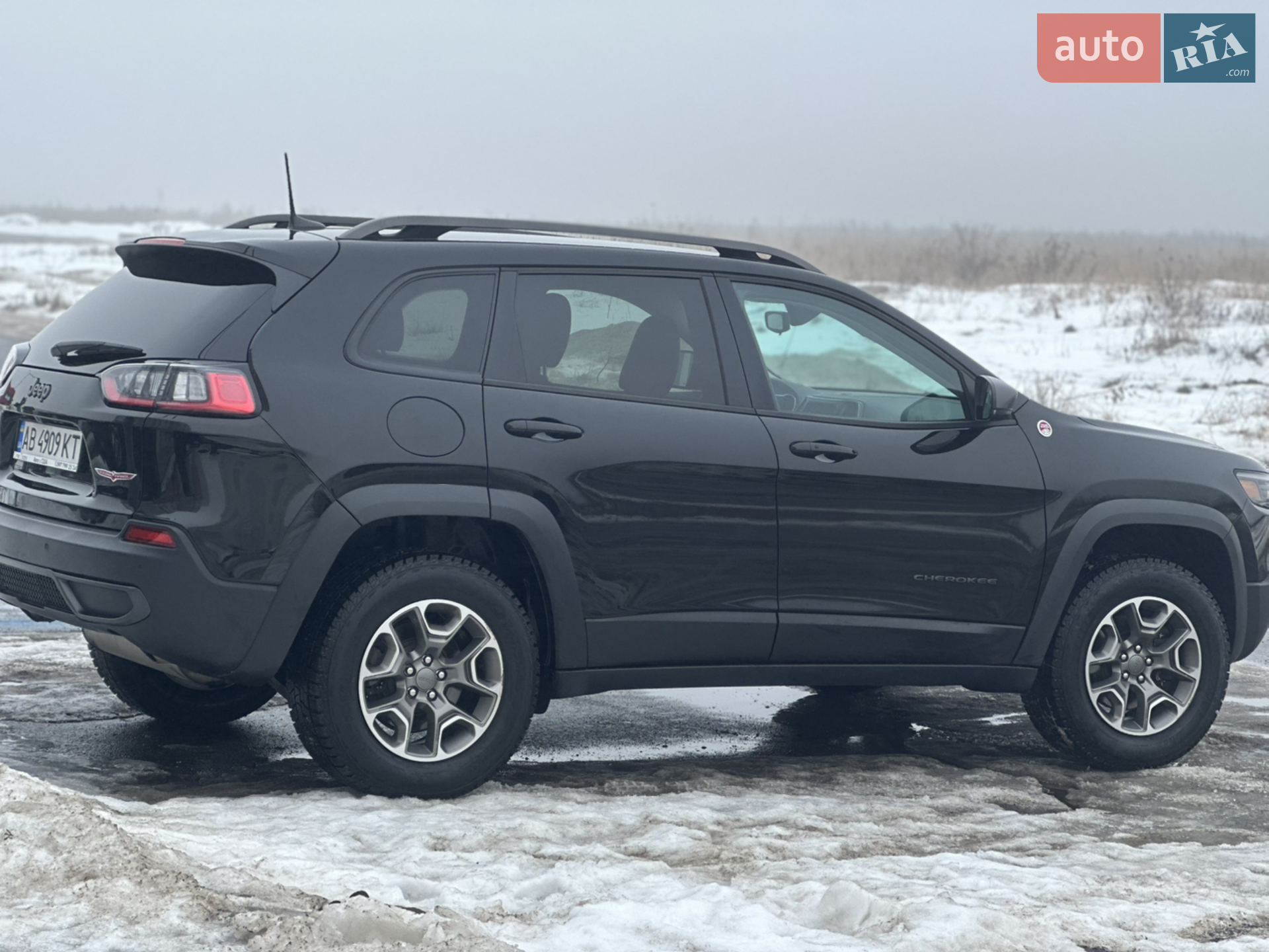 2019 Jeep Cherokee - мініатюра 5