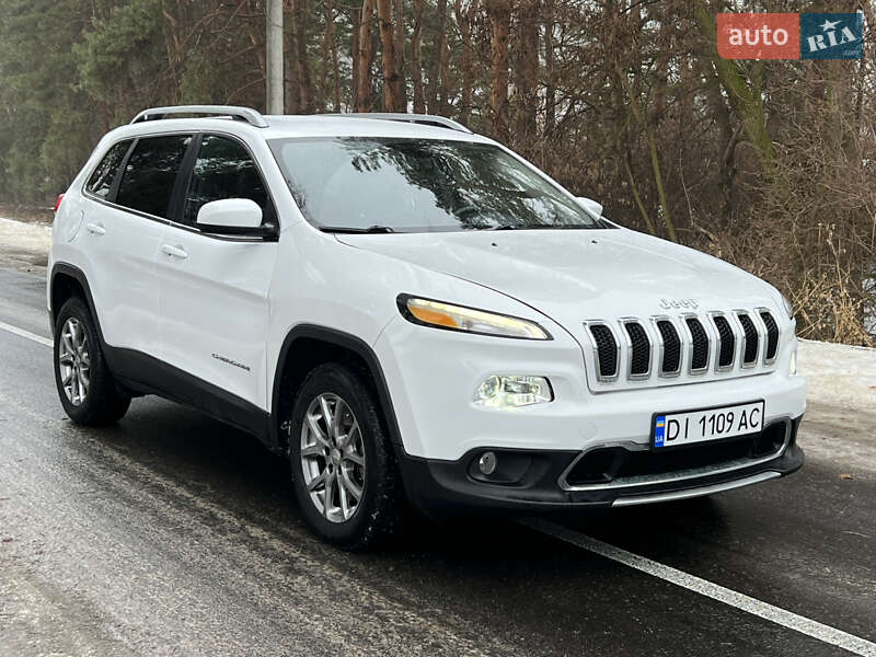 Внедорожник / Кроссовер Jeep Cherokee 2017 в Черкассах фото 3 Внедорожник / Кроссовер Jeep Cherokee 2017 в Черкассах