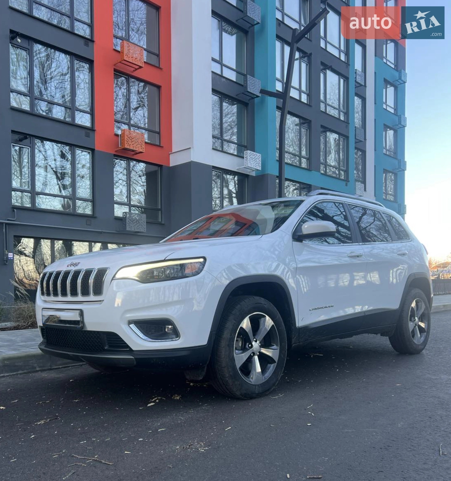 2019 Jeep Cherokee - мініатюра 6