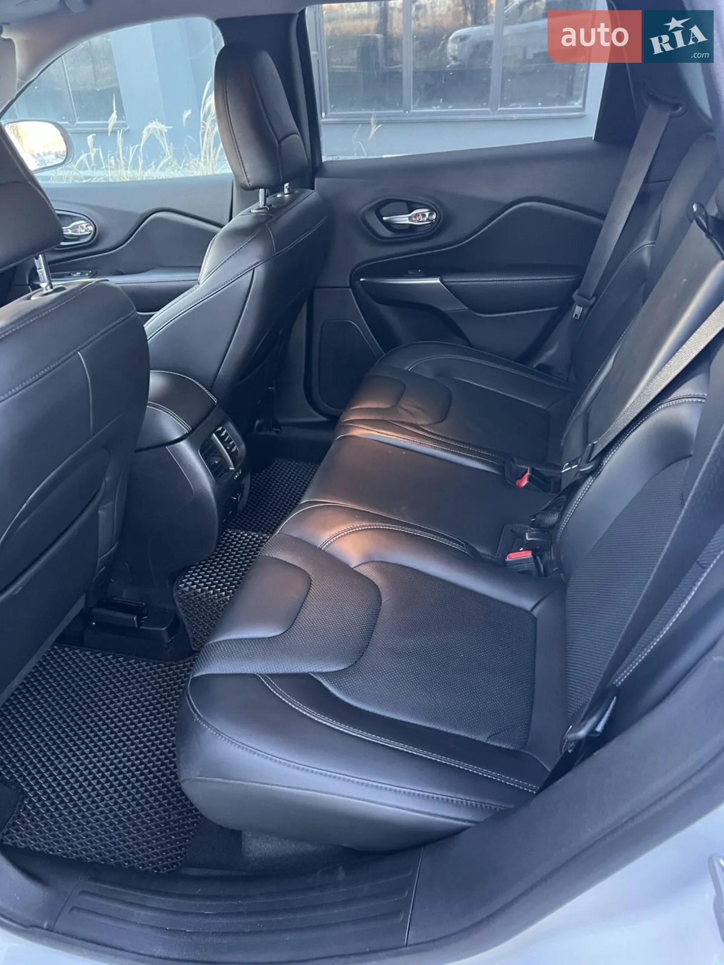 2019 Jeep Cherokee - мініатюра 46