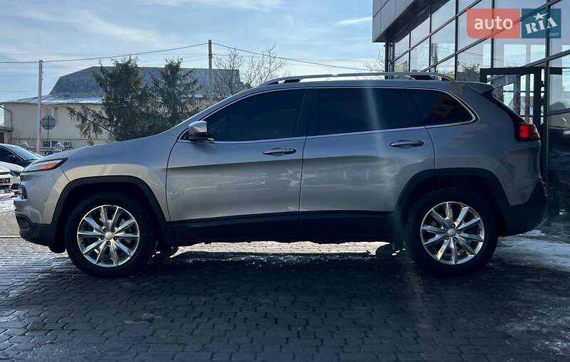 Внедорожник / Кроссовер Jeep Cherokee 2017 в Ивано-Франковске фото 4 Внедорожник / Кроссовер Jeep Cherokee 2017 в Ивано-Франковске