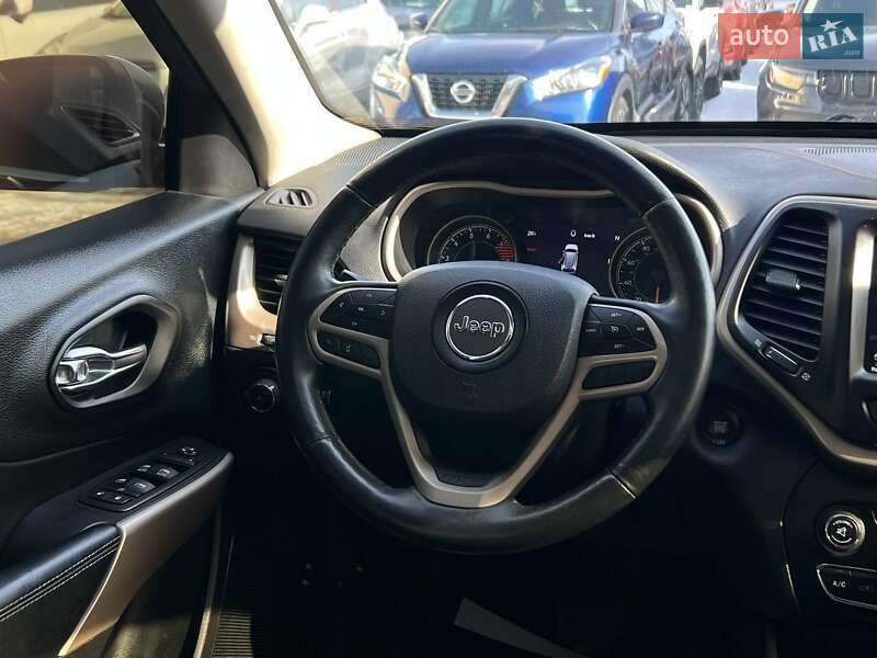 Внедорожник / Кроссовер Jeep Cherokee 2017 в Ивано-Франковске фото 12 Внедорожник / Кроссовер Jeep Cherokee 2017 в Ивано-Франковске
