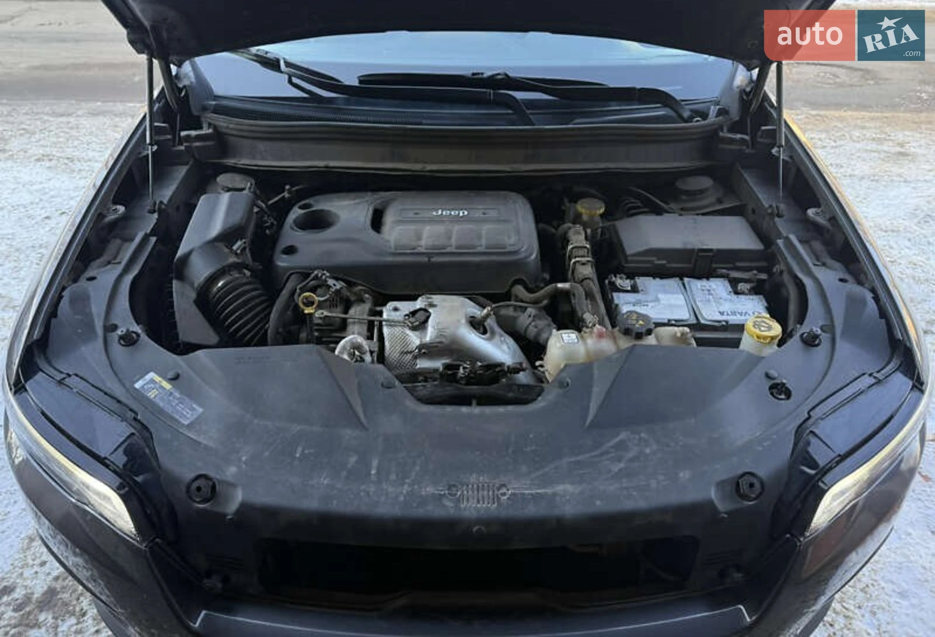 2018 Jeep Cherokee - мініатюра 14
