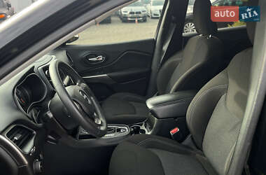 Позашляховик / Кросовер Jeep Cherokee 2018 в Мукачевому